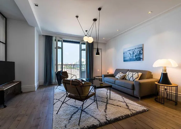 Beachview Keyweek Beachfront Renovated With Parking In *