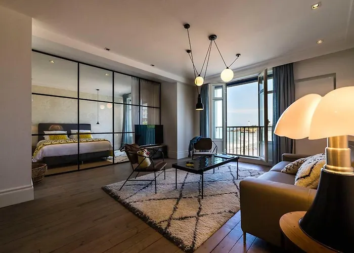 Lejlighed Beachview Keyweek Beachfront Renovated With Parking In Biarritz