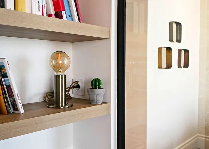 Beachview Keyweek Beachfront Renovated With Parking In Lejlighed