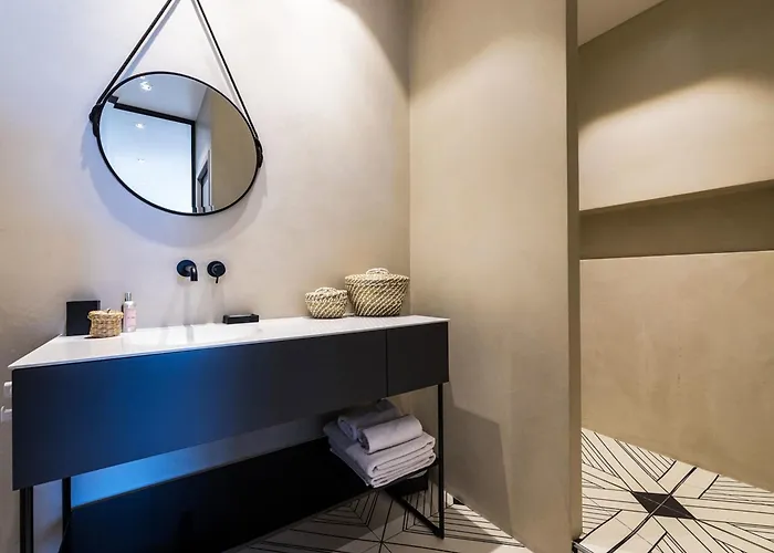 Beachview Keyweek Beachfront Renovated With Parking In * Biarritz